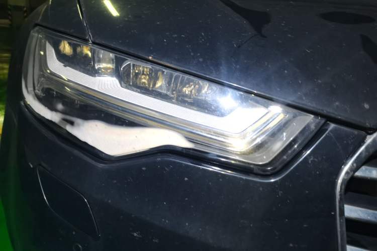 Used Audi A6L 2012 50 TFSI quattro Luxury Model Right Front Headlight