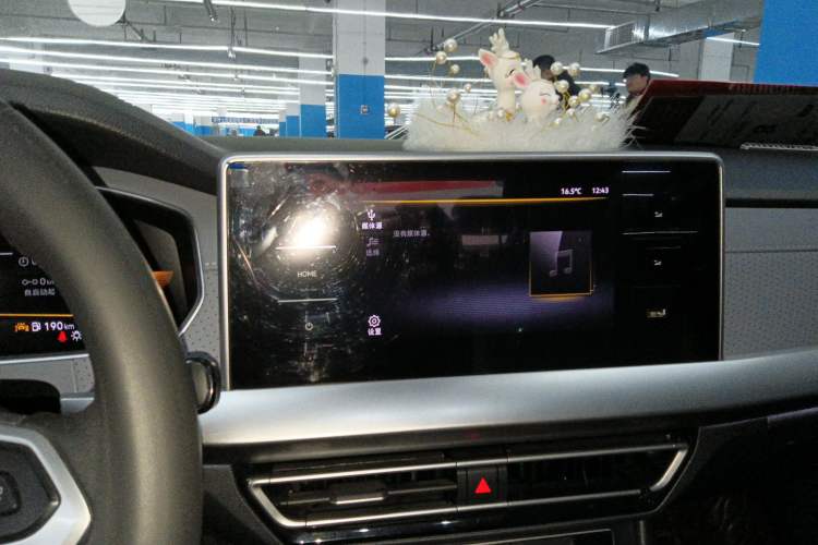 Used Volkswagen Lavida 2023 300TSI DSG Full-Comfort Edition