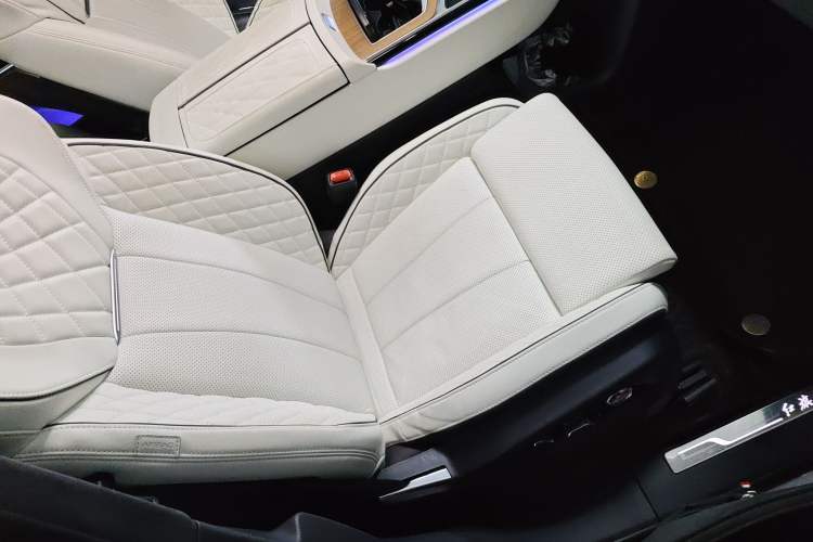 Used Hongqi E-HS9 2021 510 km Flagship Edition Four Seats