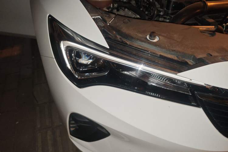 Used Buick Verano 2023 Pro Enjoyment Edition Right Front Headlight