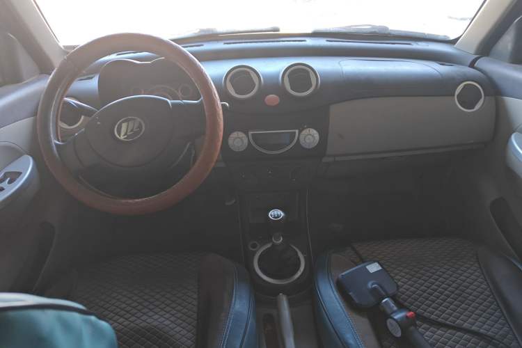 Used Lifan Auto 320 2012 Champion Edition 1.3L Manual CoolDrive Model
