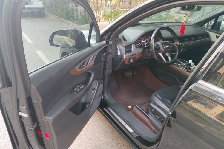 Used Audi Q7 2016 3.0 TFSI 7 seats parallel import