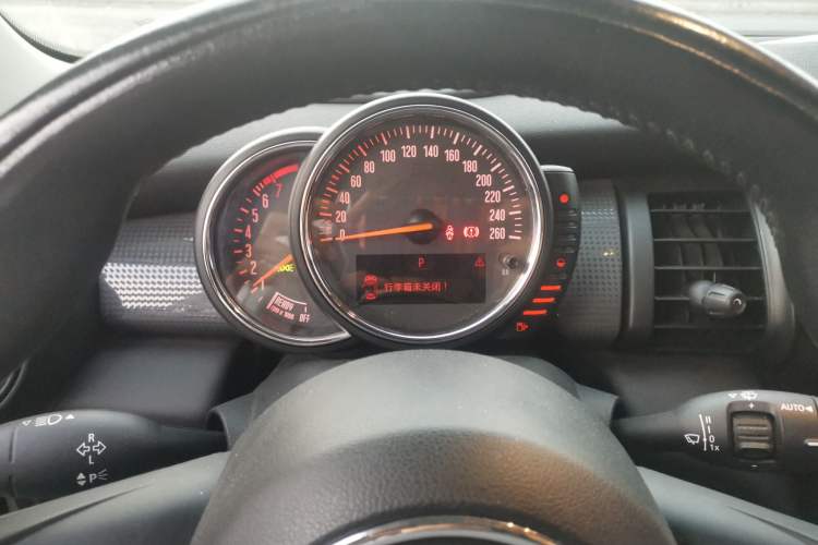 Used MINI 2014 1.5T COOPER Fun