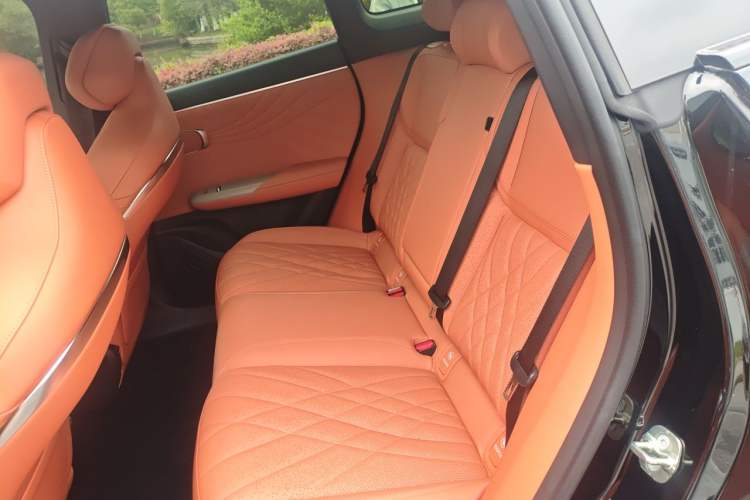 Used Deepal S07 2023 200Max Range-Extended Version
