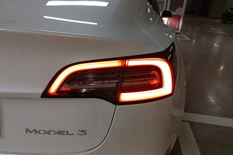 Used Tesla Model 3 2019 Standard Range Rear-Drive Upgraded Version