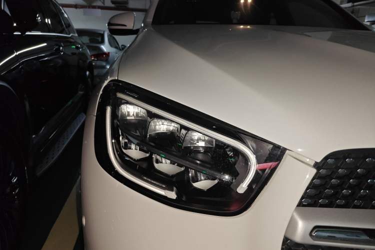 Used Mercedes-Benz GLC 2021 GLC 260 L 4MATIC Luxury Model Right Front Headlight