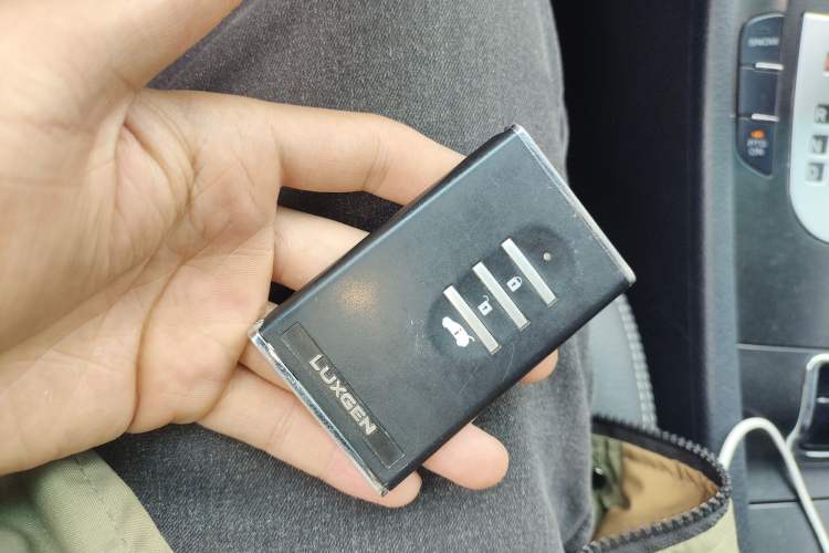 Used Luxgen Great 7 SUV 2013 Limited-Edition Sharp Model 2.2T Two-Wheel-Drive Smart Version