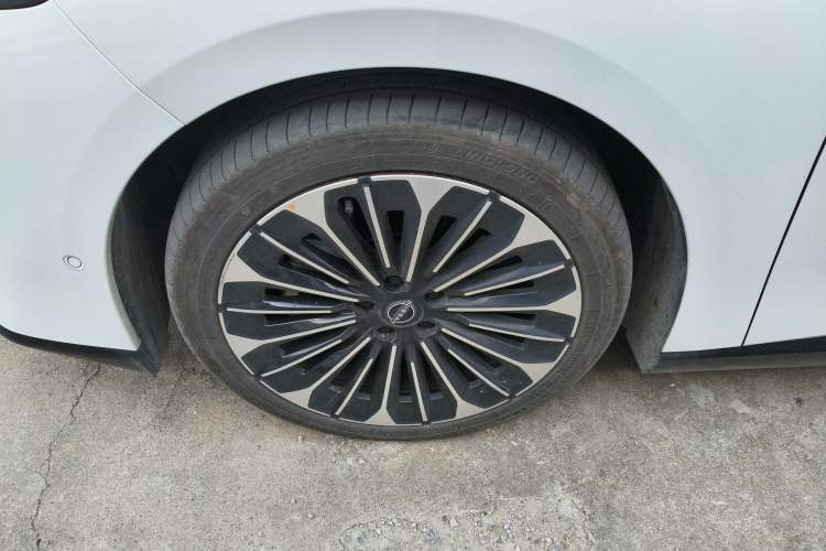 Used Nissan N7 2025 510 Max