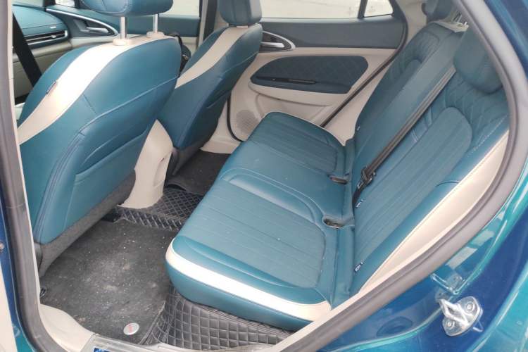 Used ORA Good Cat 2023 401 km Standard Range Luxury Version Lithium Iron Phosphate