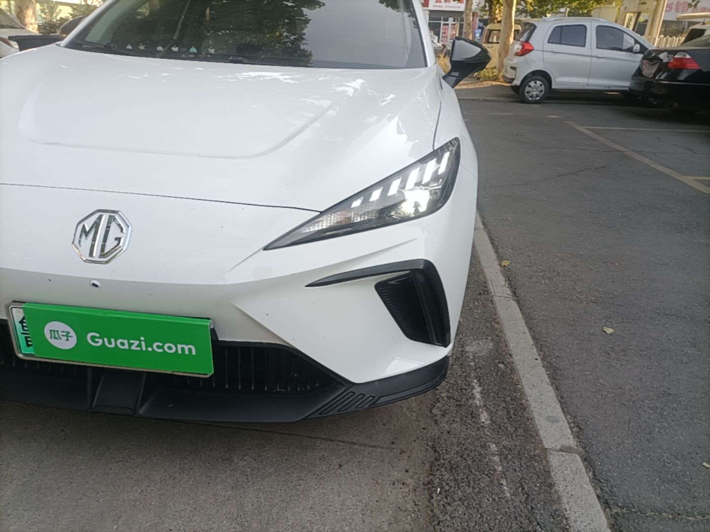 MG 4 EV 2022 425 km Luxury Edition — снимка 8