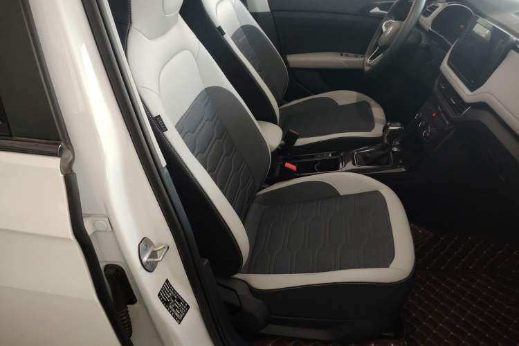 Used Volkswagen Tharu 2026 Model Xinrui 1.5L Ruiyi Edition Right Front Seat