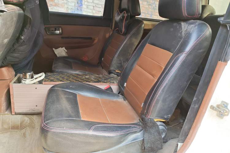 Used Lifan Auto Letu 2015 1.5L S Comfort Version Left Rear Seat