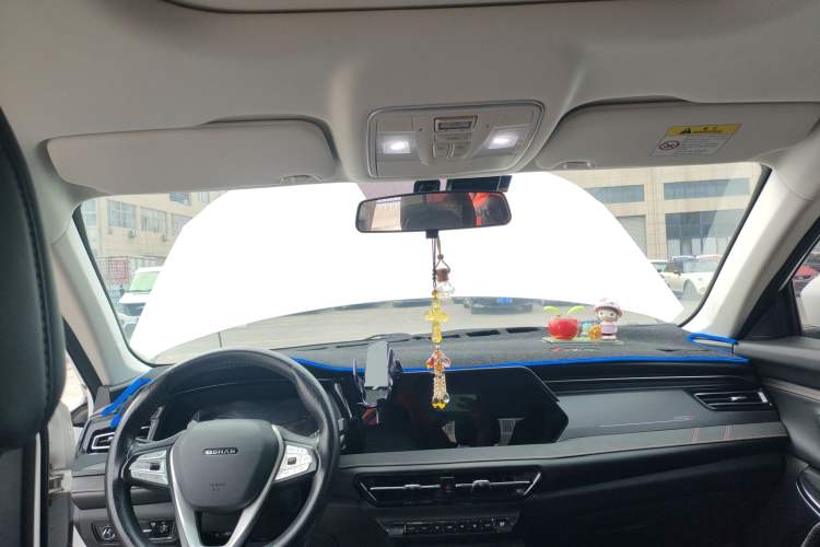 Used CHANGAN OSHAN X7 PLUS 2022 1.5T Blue Whale Edition Automatic Prestige Version Headliner