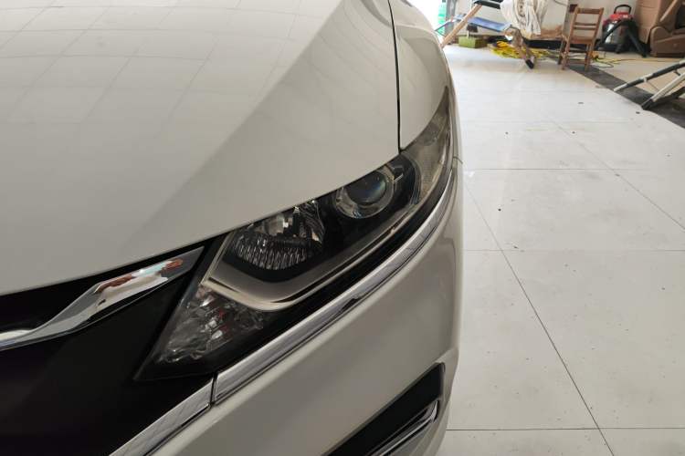 Used Honda Jade 2017 1.8L automatic Comfort version 5 seats
