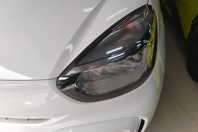 Used Roewe Clever 2022 311km QiQi BoBo Edition Left Front Headlight