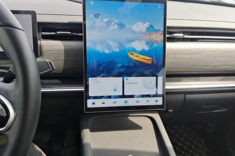 Used Chery Tiggo 7 C-DM 2025 1.5T 120KM Luxury Trim Audio And AC Panel