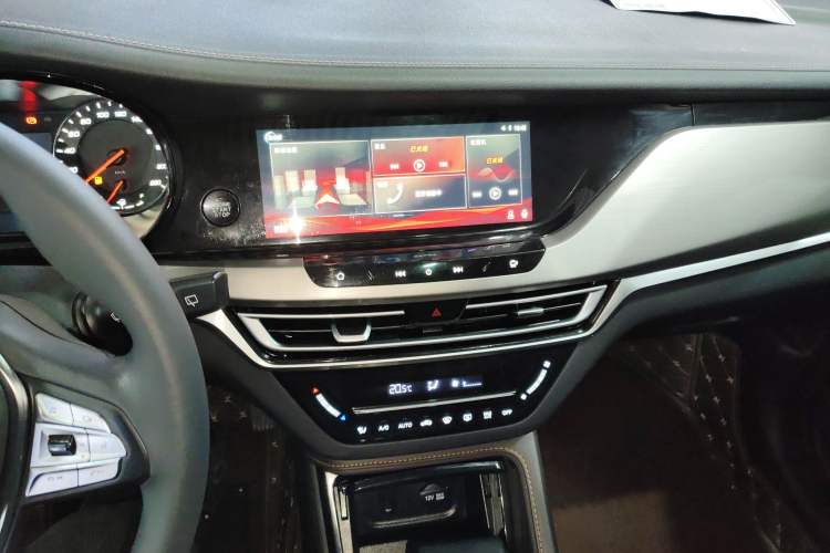 Used CHANGAN CS35PLUS 2018 1.6L Automatic Changlian Edition China V Standard