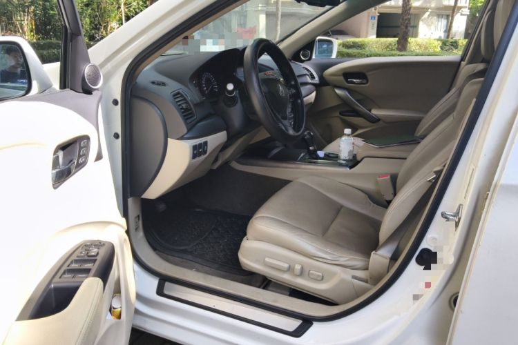 Used Acura RDX 2013 3.0L Two-Wheel Drive Elite Edition
