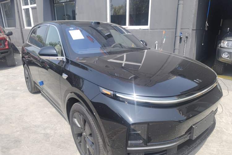 Used Li Auto L7 2025 Max Smart Refresh Edition Front Right 45 Deg