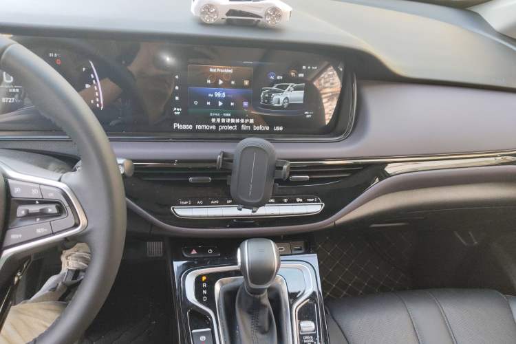 Used GAC Trumpchi M6 2024 MAX 270T WDCT Luxury Edition
