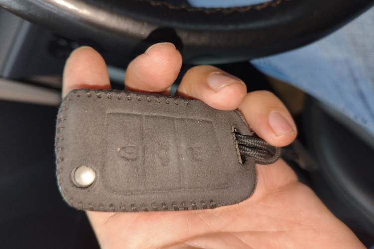 Used Volkswagen Tharu 2020 280TSI Two-Wheel Drive Luxury Edition China VI Standard Vehicle Key