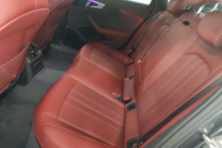 Used Audi A4L 2024 40 TFSI Luxury Dynamic Edition