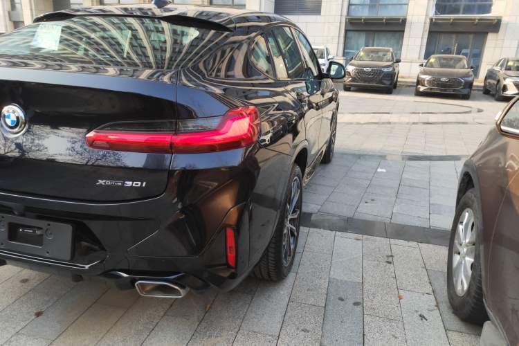 Used BMW X4 2022 xDrive 30i M Sport Package
