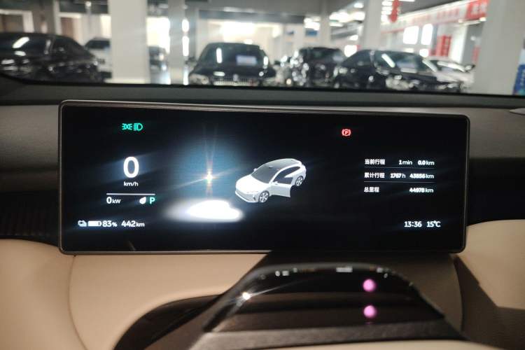 Used Nio ET5T 2024 75kWh Touring Instrument Cluster