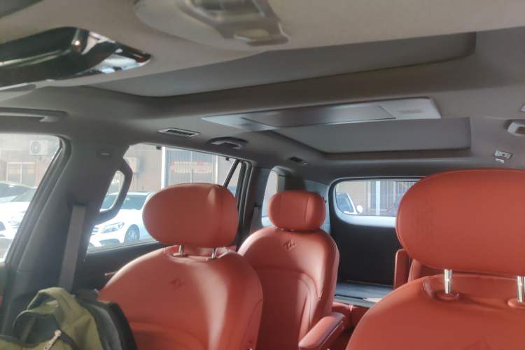 Used Dongfeng eπ eπ008 2024 636Max All-Electric Version 6 Seats
