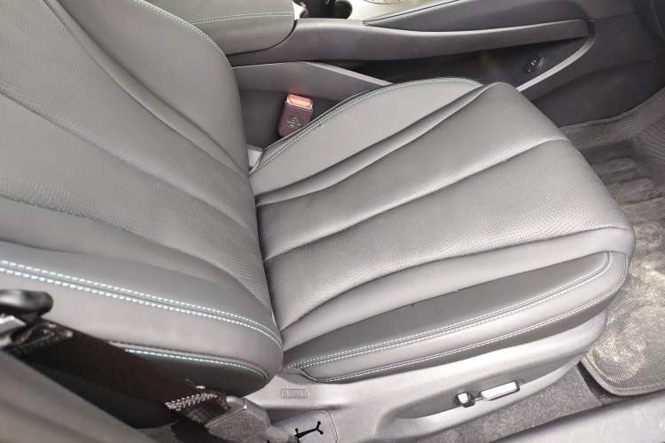 Used BYD Seal 06 New Energy 2025 DM-i Smart Drive 120KM Deluxe Model