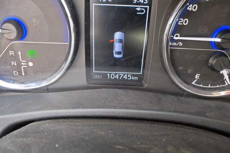 Used Toyota Corolla Hybrid E+ 2019 1.8L E-CVT Leading Edition Odometer Close Up