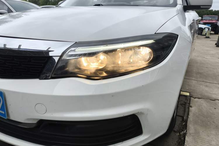 Used Qoros 3 2021 3S Sedan 1.5T CVT Leading Model