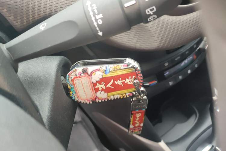 Used Peugeot 2008 2014 1.6L Automatic Fashion Edition
