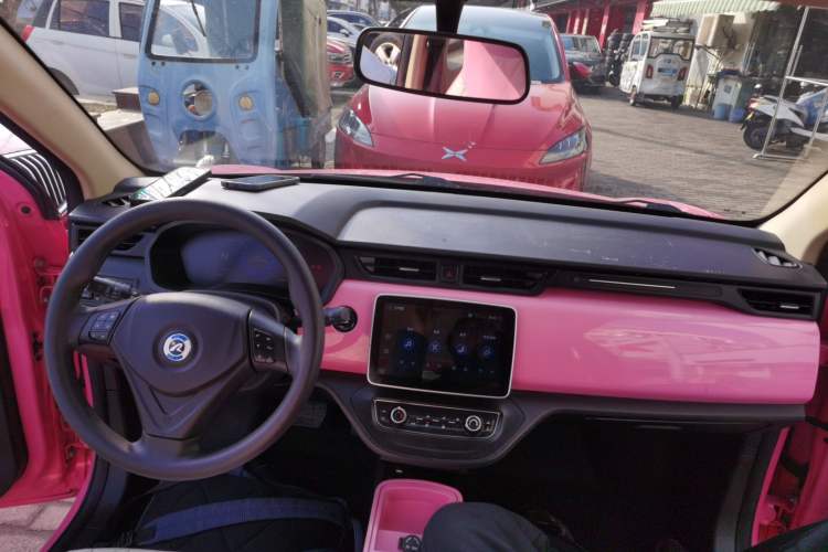 Used Brilliance Xinri i03A 2021 318 km 31.45 kWh
