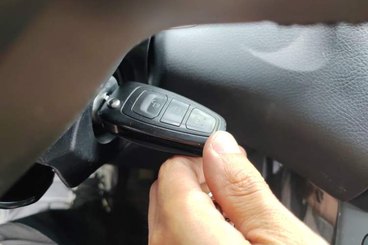 Used Ford Focus 2015 Hatchback EcoBoost 180 Automatic Elite Model Vehicle Key