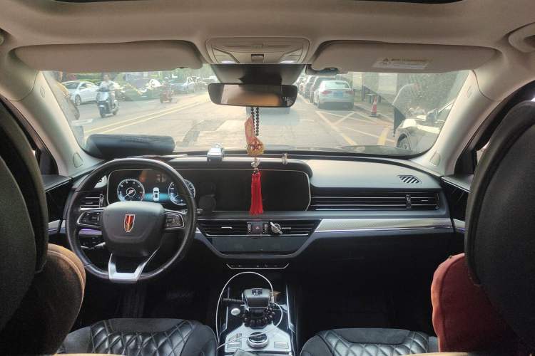 Used Hongqi HS5 2019 2.0T Smart Connect Flagship All-Wheel-Drive Version Headliner