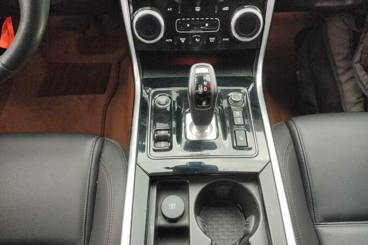 Used Jaguar XEL 2020 2.0T 200 PS S Advanced Elegance Edition