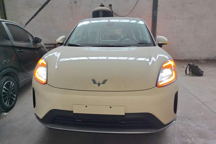 Used Wuling Bingo S 2025 Model 430km Deluxe Edition