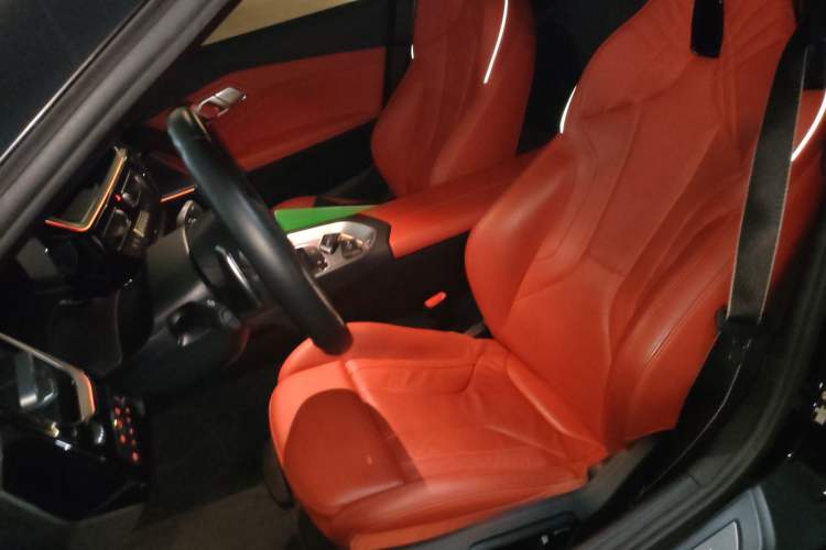 Used BMW Z4 2022 sDrive 25i M Sport Night Edition package
