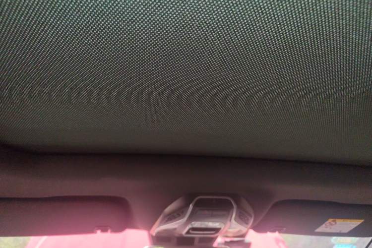 Used Geely Auto Coolray 2019 Sport Model 260T DCT Battle China V Standard Headliner