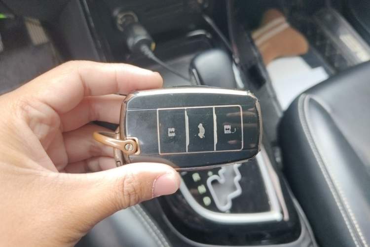 Used Land X2 2017 1.6L Automatic Sharp Edition