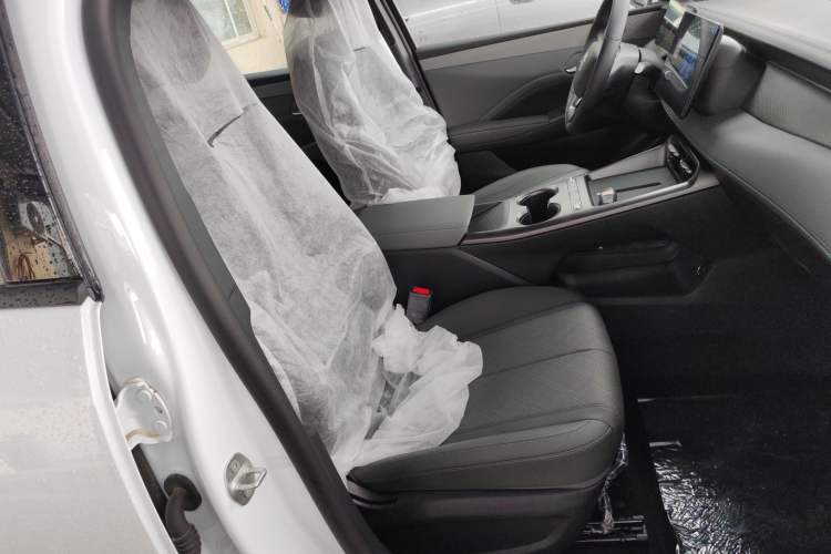 Used BYD Qin PLUS  Right Front Seat