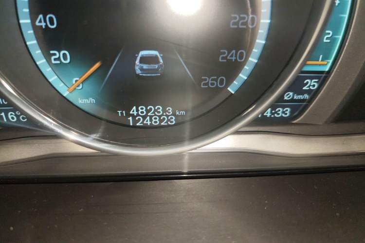 Used Volvo XC60 2015 T5 AWD Smart Drive Edition