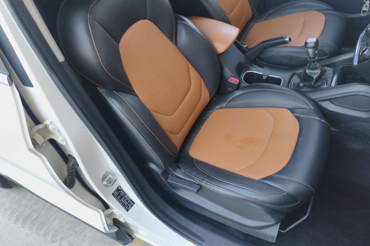 Used Wuling Hongguang S3 2018 1.5L Manual Luxury Model China V Standard Right Front Seat