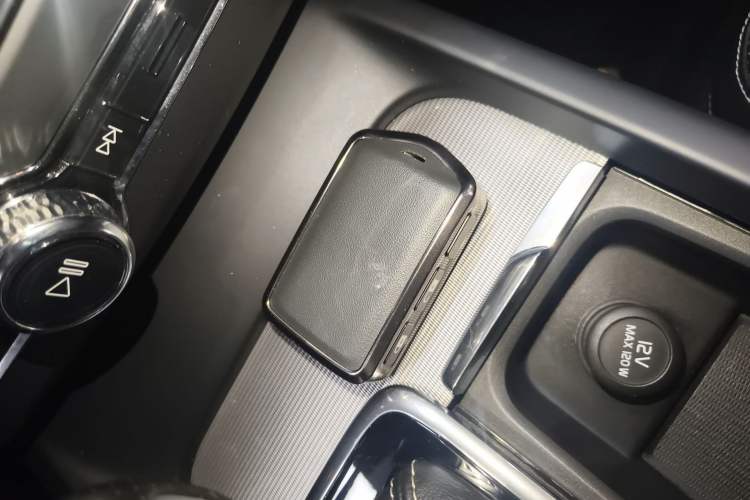 Used Volvo XC60 2018 T5 4x4 Smart & Sporty Edition Interior 1