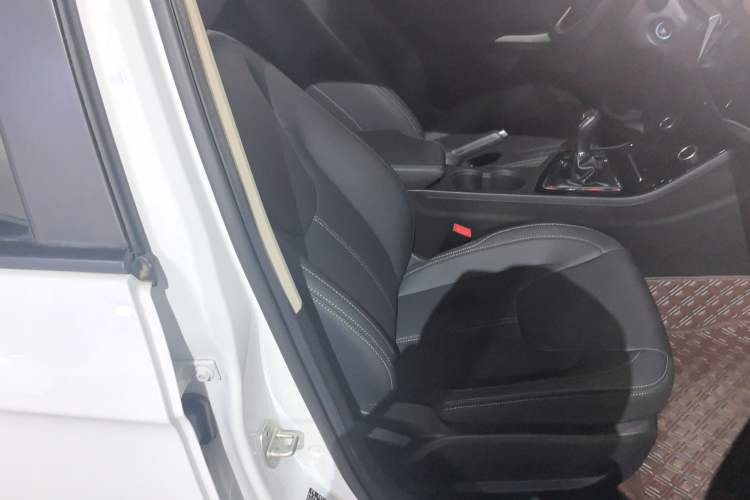 Used Chery Arrizo 5 2025 Excellence Version 1.5L Manual Fashion Edition Right Front Seat