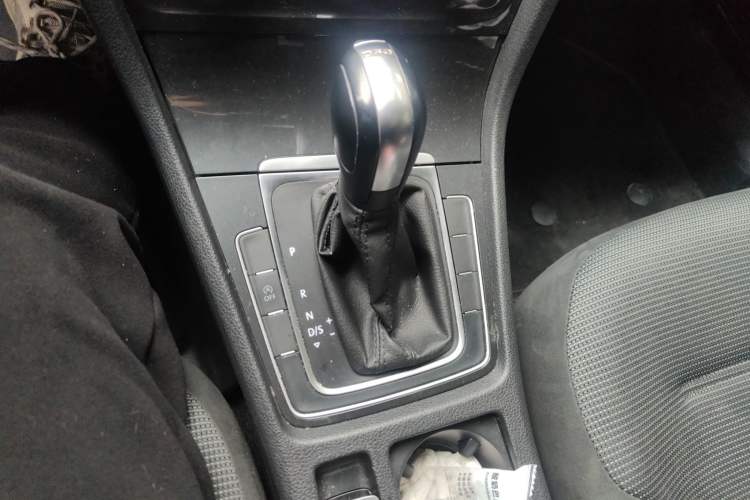 Used Volkswagen Golf 2019 280TSI DSG Comfort Version China VI Standard