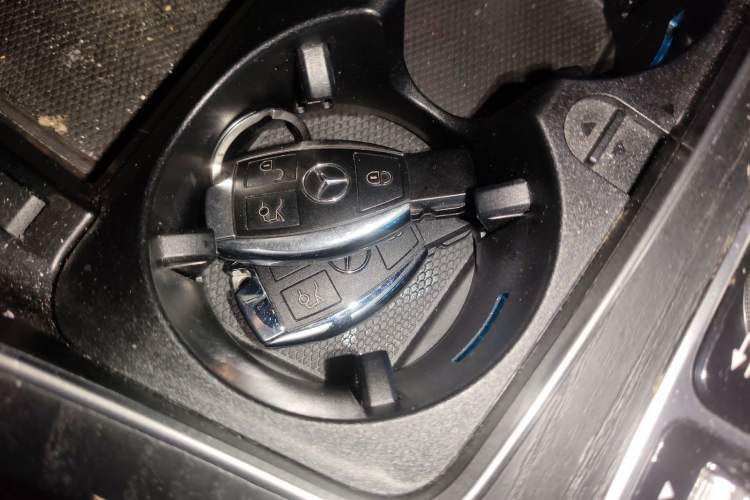 Used Mercedes-Benz GLC AMG 2018 AMG GLC 63 4MATIC+ Vehicle Key