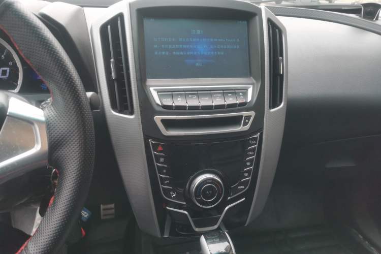 Used Luxgen U6 SUV 2014 1.8T Fashion Edition
