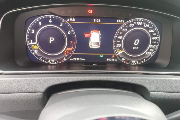 Used Volkswagen Golf 2020 280TSI DSG R-Line Version Odometer Close Up